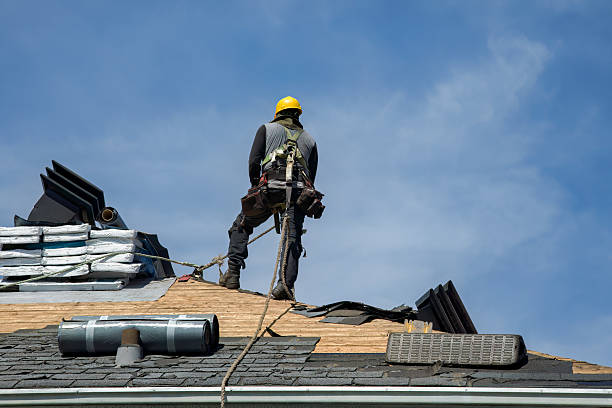 Professional Roofing technician working in Mooreton, ND